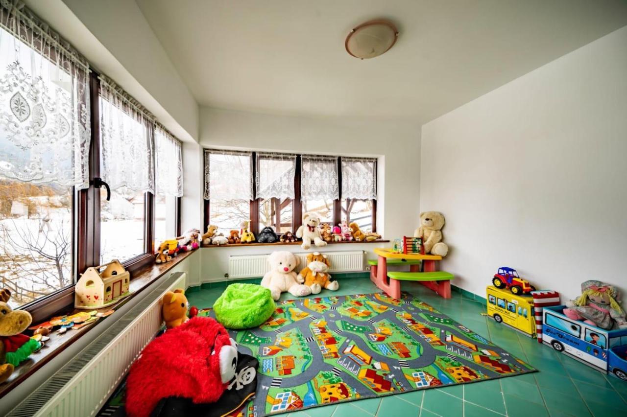 Pensiunea La Maison Törcsvár Kültér fotó